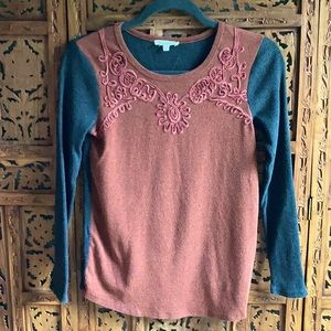 Hem & Thread Modcloth top